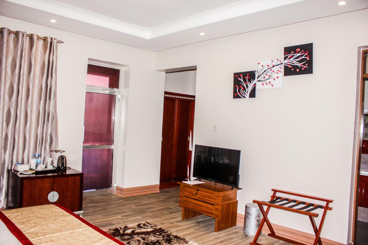 Sea View Beach Resort Lindi ภายนอก รูปภาพ