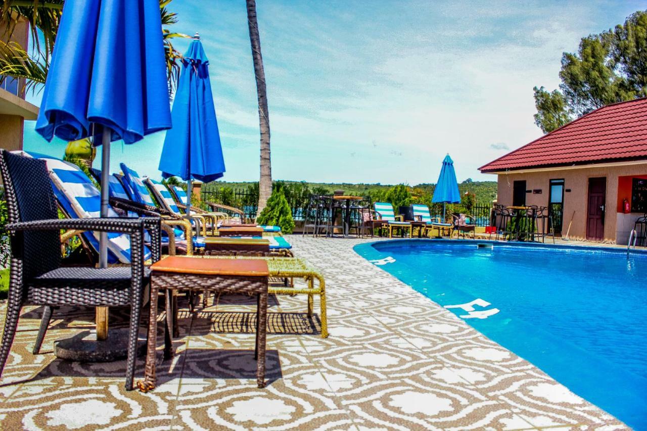 Sea View Beach Resort Lindi ภายนอก รูปภาพ